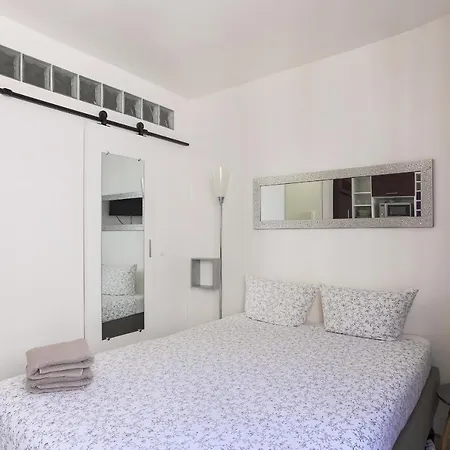 Raspail Cozy Flat * パリ