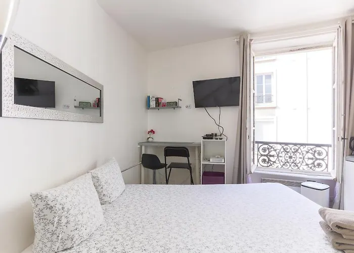 Raspail Cozy Flat